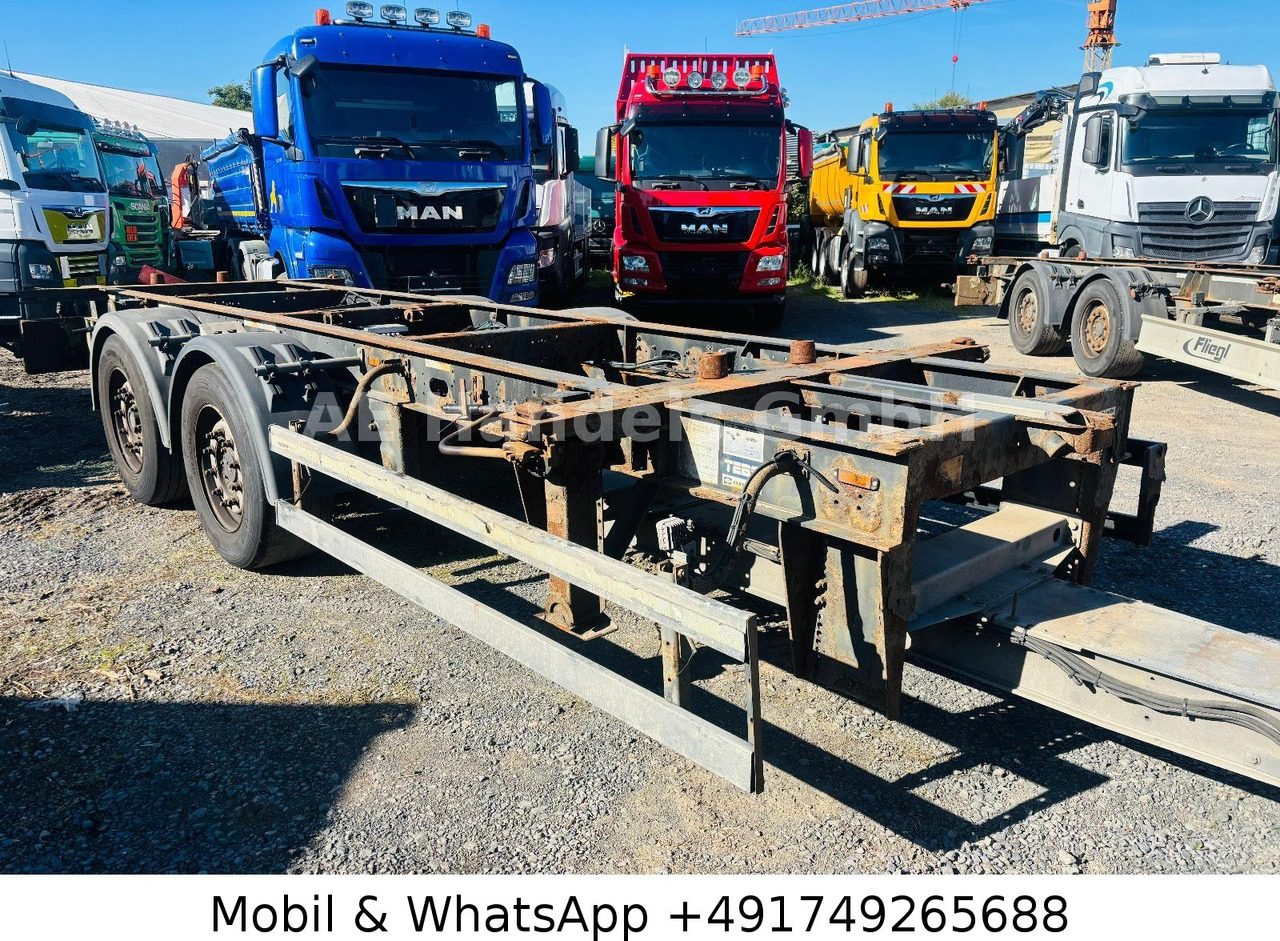 Schmitz Cargobull ZWF 18/L Tandem BDF Tiefgekoppelt*Scheibenbremse - Remorcă şasiu: Foto 1 Schmitz Cargobull ZWF 18/L Tandem BDF Tiefgekoppelt*Scheibenbremse - Remorcă şasiu: Foto 1