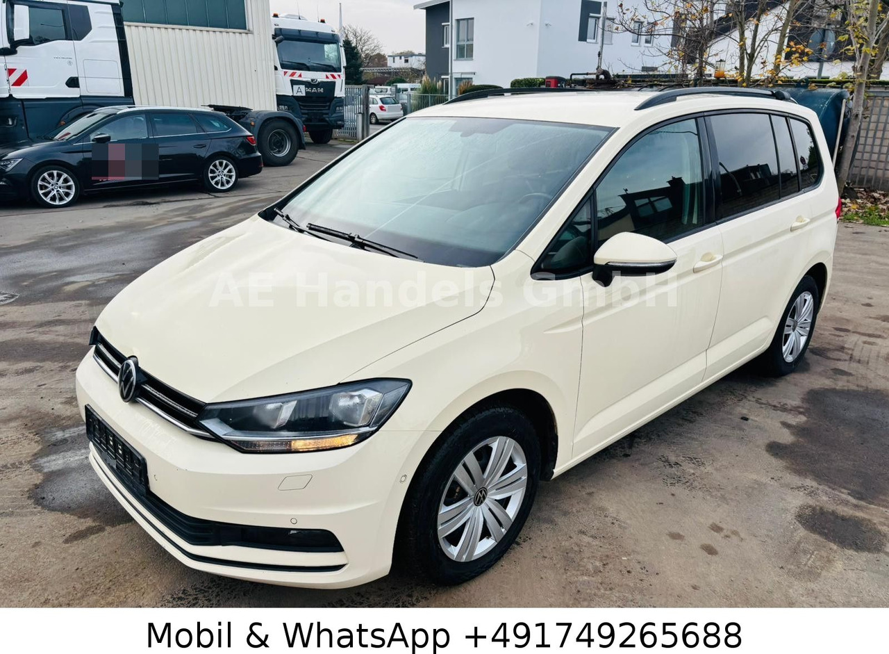 Transport persoane Volkswagen Touran 2.0 TDI DSG *7Sitzer/Eletr.Heckklape/Temp: Foto 7 Transport persoane Volkswagen Touran 2.0 TDI DSG *7Sitzer/Eletr.Heckklape/Temp: Foto 7
