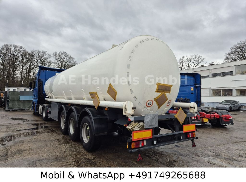 Willig *ADR/40.000Liter/Kerosin/Diesel/Benzin Willig *ADR/40.000Liter/Kerosin/Diesel/Benzin - Semiremorcă cisternă: Foto 5 Willig *ADR/40.000Liter/Kerosin/Diesel/Benzin Willig *ADR/40.000Liter/Kerosin/Diesel/Benzin - Semiremorcă cisternă: Foto 5