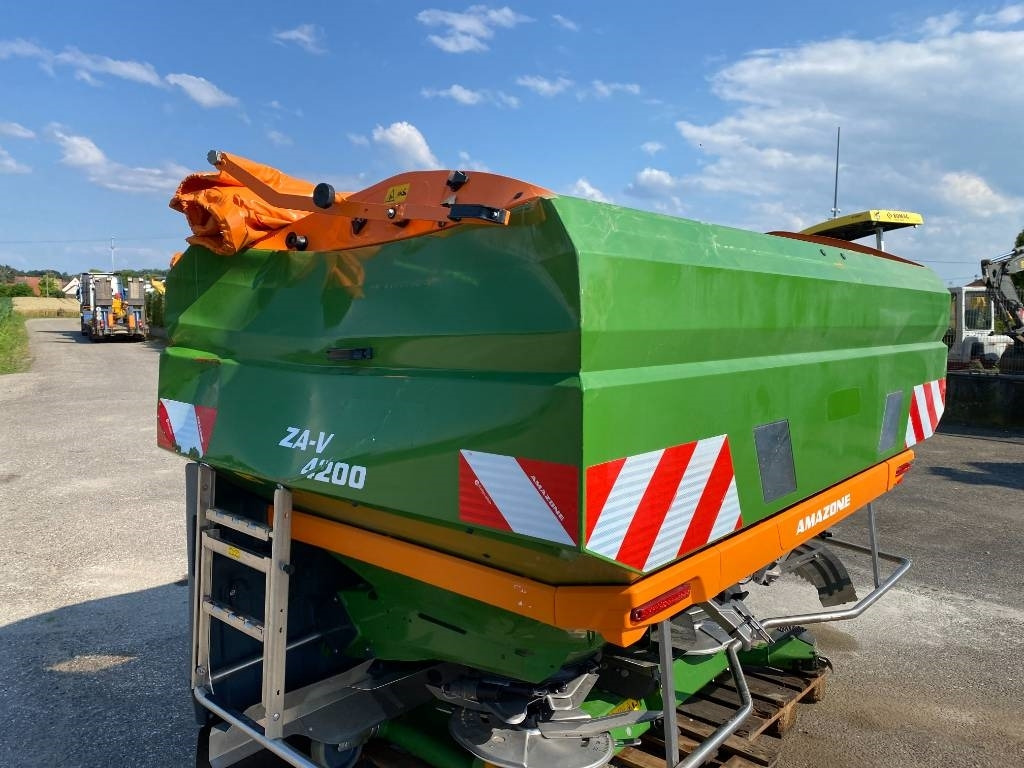 Imprastietor îngrăşăminte Amazone ZA-V 4200 ProfisTronic / IsoBus: Foto 31