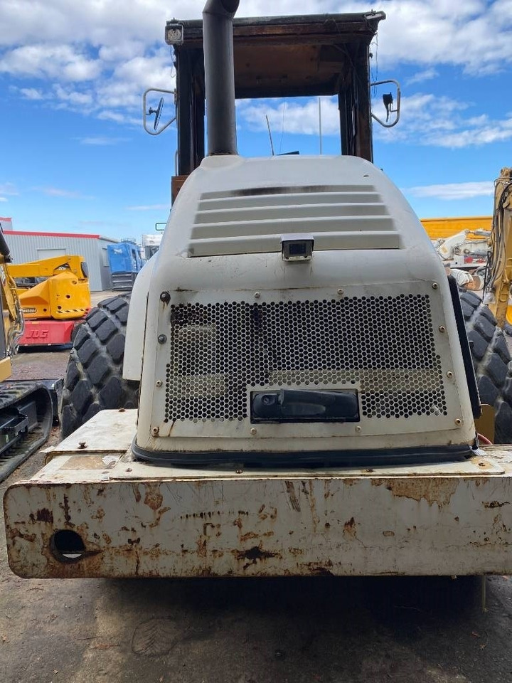CAT CS-563E Origine Française /Certificat CE endommagé - Cilindru compactor mixt: Foto 5 CAT CS-563E Origine Française /Certificat CE endommagé - Cilindru compactor mixt: Foto 5