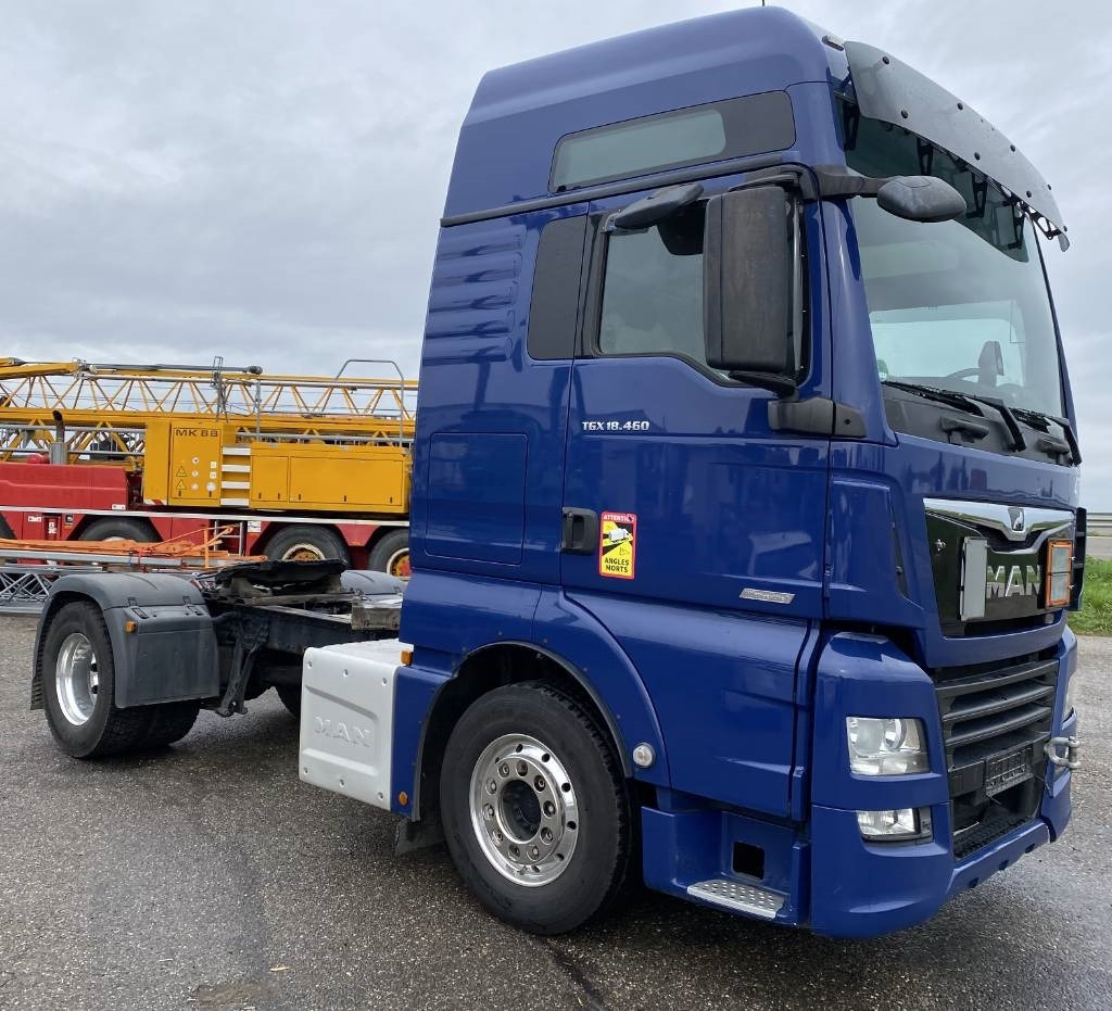 MAN TGX 18.460 - Cap tractor: Foto 3 MAN TGX 18.460 - Cap tractor: Foto 3