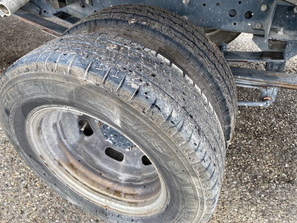 Autoutilitară basculantă, Autoutilitară cabină dublă Iveco DAILY 35-140 C14 2.3D/140 / JPM VULCAIN endommagé: Foto 31