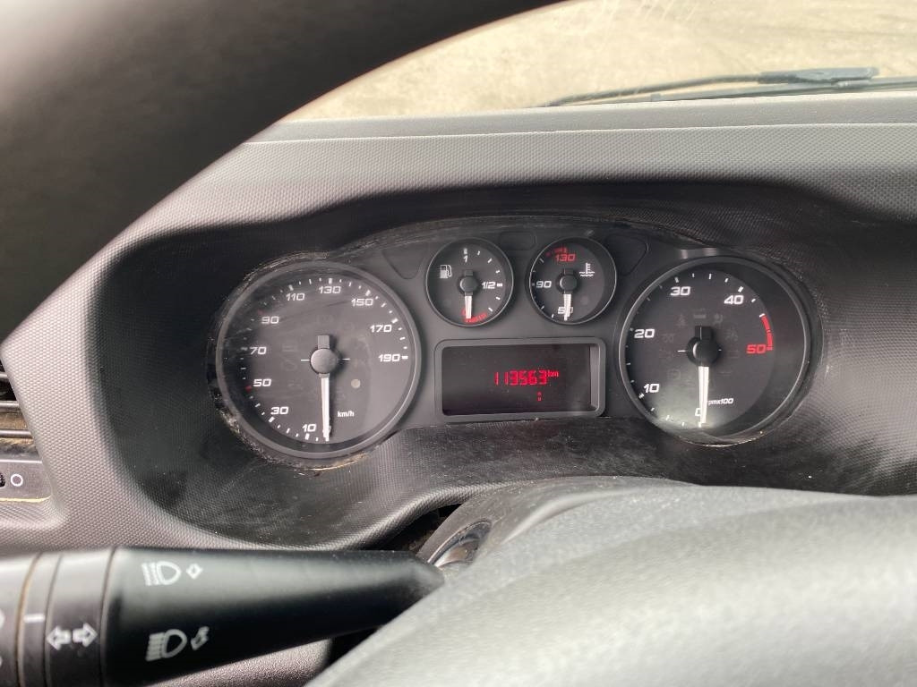 Autoutilitară basculantă, Autoutilitară cabină dublă Iveco DAILY 35-140 C14 2.3D/140 / JPM VULCAIN endommagé: Foto 9