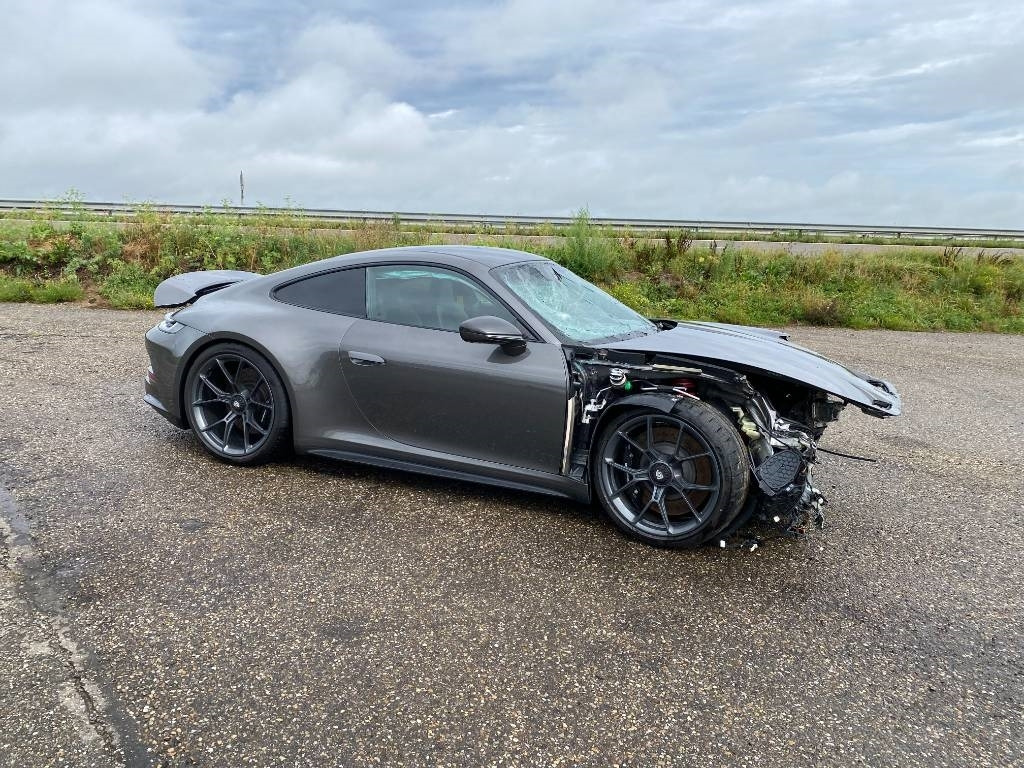 Porsche 911/ 992 - 4.0i GT3 Pack Touring 1er Main - Automobil: Foto 3 Porsche 911/ 992 - 4.0i GT3 Pack Touring 1er Main - Automobil: Foto 3