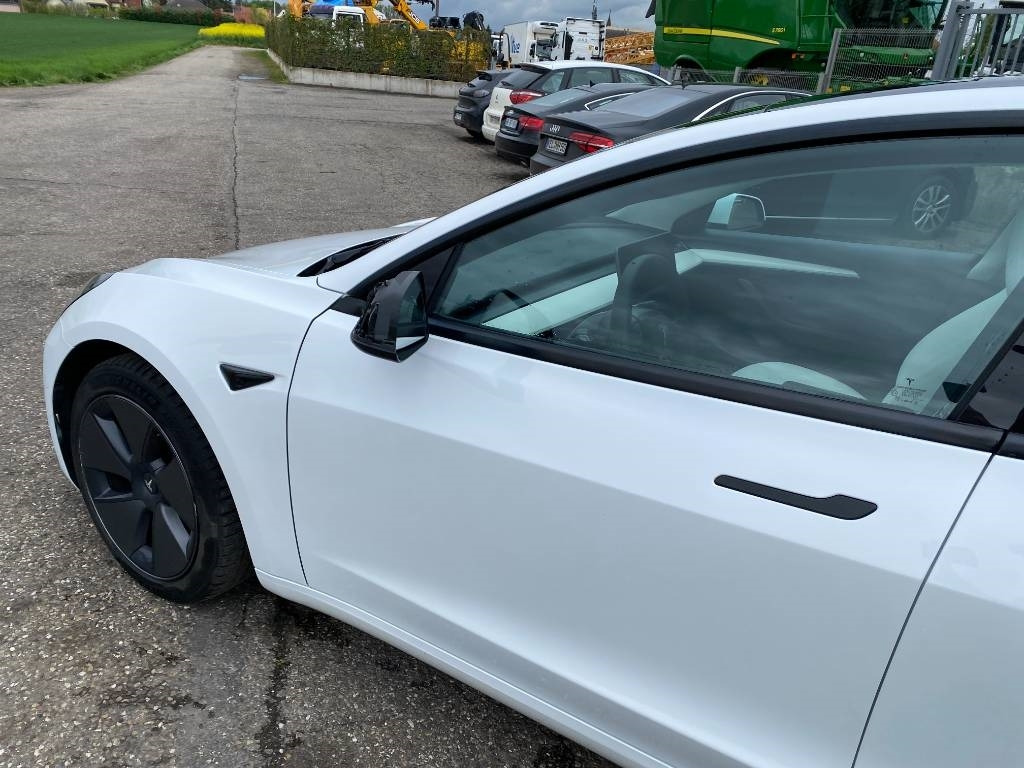 Automobil Tesla MODEL 3 5YJ3 - Rwd-Carte Grise Française endommagé: Foto 19
