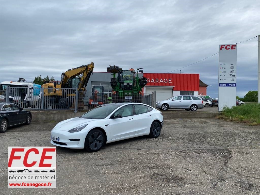 Tesla MODEL 3 5YJ3 - Rwd-Carte Grise Française endommagé - Automobil: Foto 1 Tesla MODEL 3 5YJ3 - Rwd-Carte Grise Française endommagé - Automobil: Foto 1
