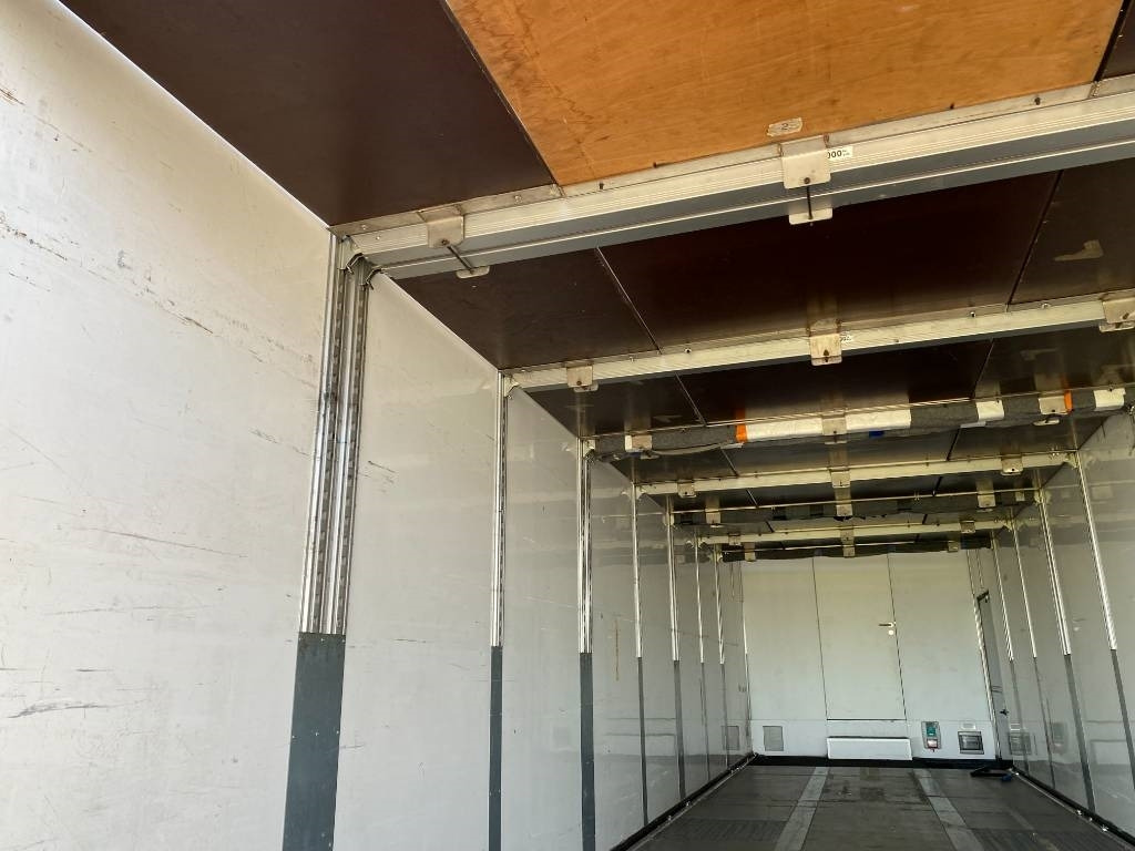 Semiremorcă transport auto Zorzi 30S13619LJ/Semi-Remorque Porte Voiture/: Foto 23 Semiremorcă transport auto Zorzi 30S13619LJ/Semi-Remorque Porte Voiture/: Foto 23