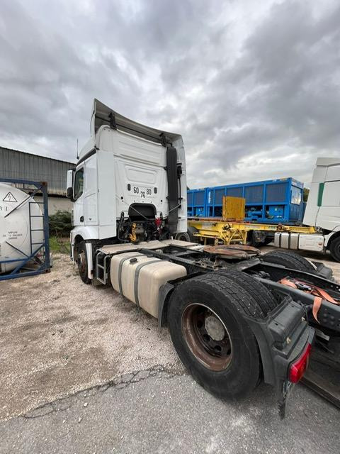 Mercedes ACTROS 1845 - Cap tractor: Foto 5 Mercedes ACTROS 1845 - Cap tractor: Foto 5