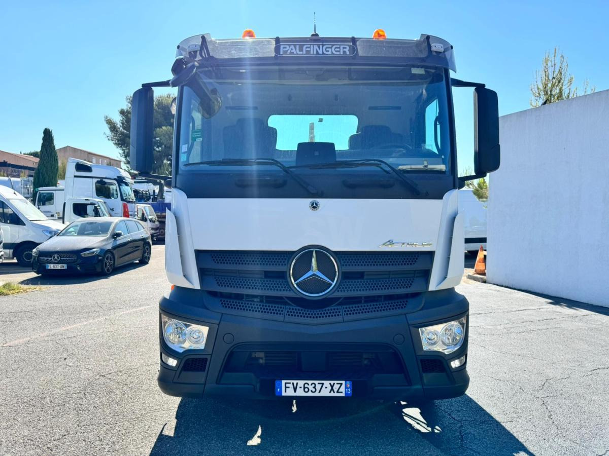 Mercedes Actros 2540 - Camion cu cârlig: Foto 2 Mercedes Actros 2540 - Camion cu cârlig: Foto 2