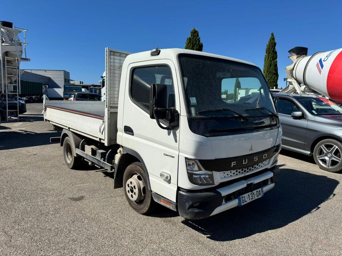 Mitsubishi Fuso Canter 3C15 - Autoutilitară basculantă: Foto 1 Mitsubishi Fuso Canter 3C15 - Autoutilitară basculantă: Foto 1