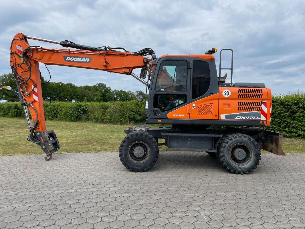Doosan DX170W-5 - Automacara: Foto 3 Doosan DX170W-5 - Automacara: Foto 3