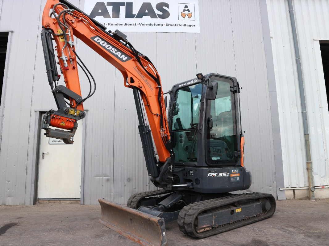 Doosan DX35Z-7 - Mini excavator: Foto 1 Doosan DX35Z-7 - Mini excavator: Foto 1