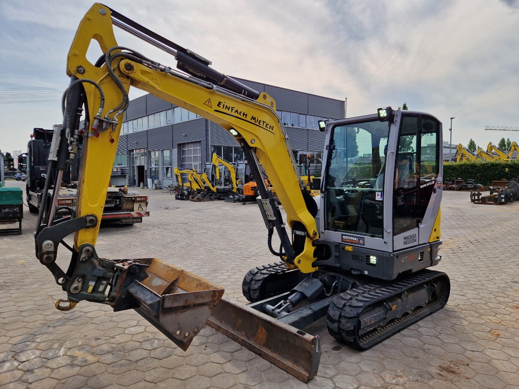 Neuson ET42 - Mini excavator: Foto 1 Neuson ET42 - Mini excavator: Foto 1