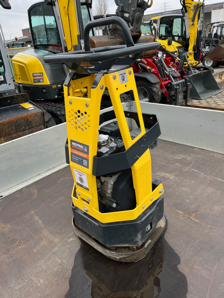 Bomag BR95 - Utilaje constructii: Foto 1 Bomag BR95 - Utilaje constructii: Foto 1