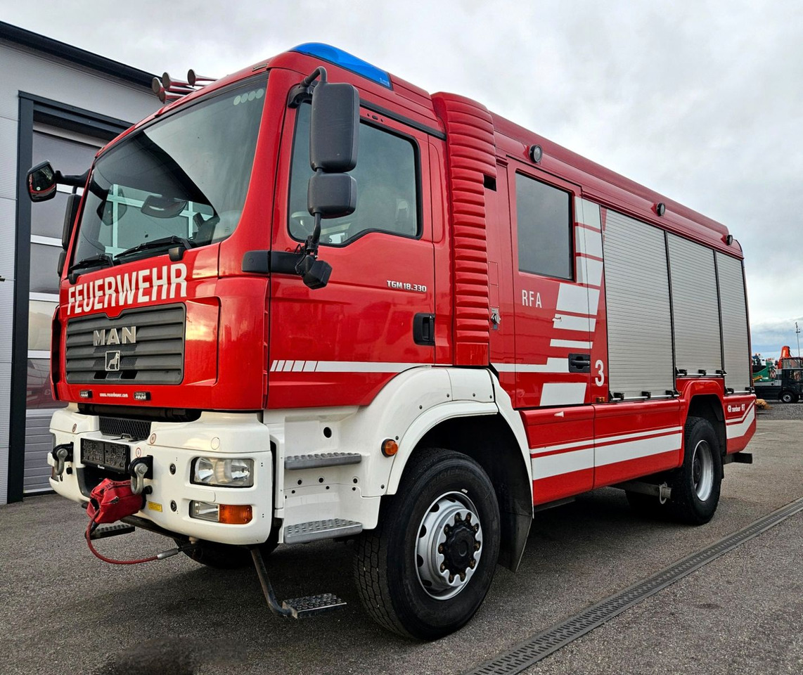 MAN TGM 18.330 4x4 Feuerwehr Rosenbauer RFA - Camion: Foto 1 MAN TGM 18.330 4x4 Feuerwehr Rosenbauer RFA - Camion: Foto 1
