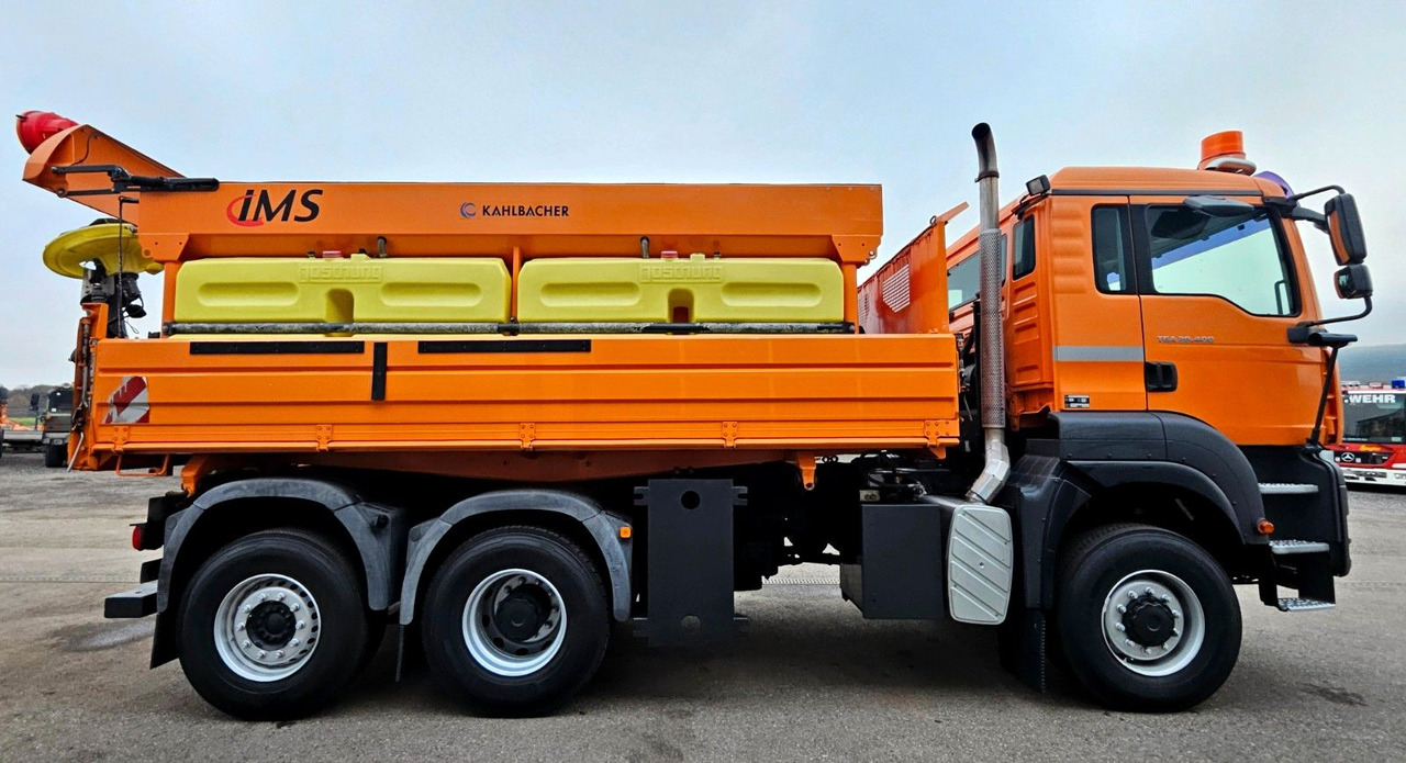 MAN TGA 28.400 6x4-4 Winterdienst - Camion basculantă: Foto 2 MAN TGA 28.400 6x4-4 Winterdienst - Camion basculantă: Foto 2