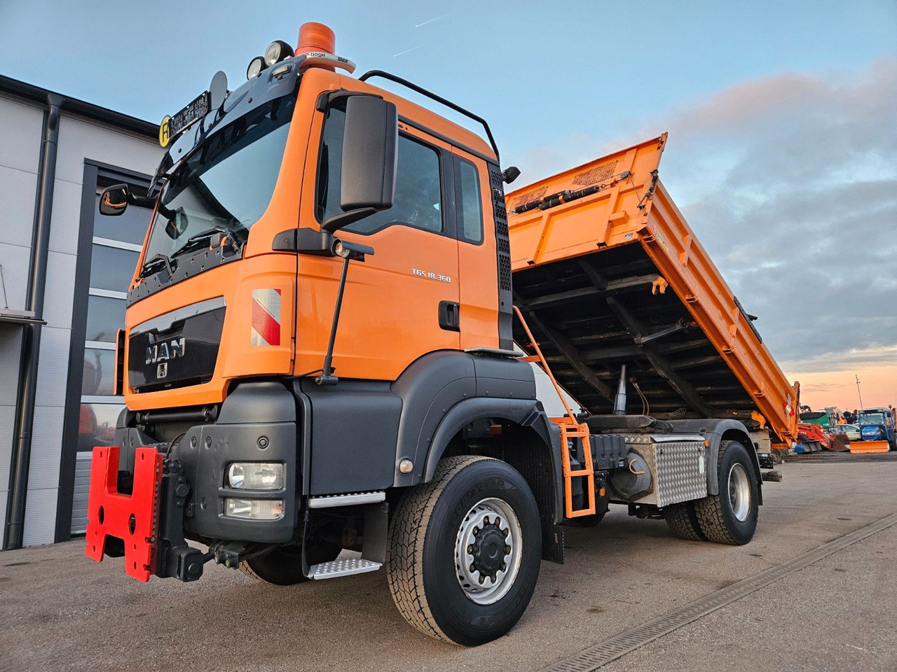 MAN TGS 18.360 4x4 BL Euro5 Meiller - Camion basculantă: Foto 5 MAN TGS 18.360 4x4 BL Euro5 Meiller - Camion basculantă: Foto 5