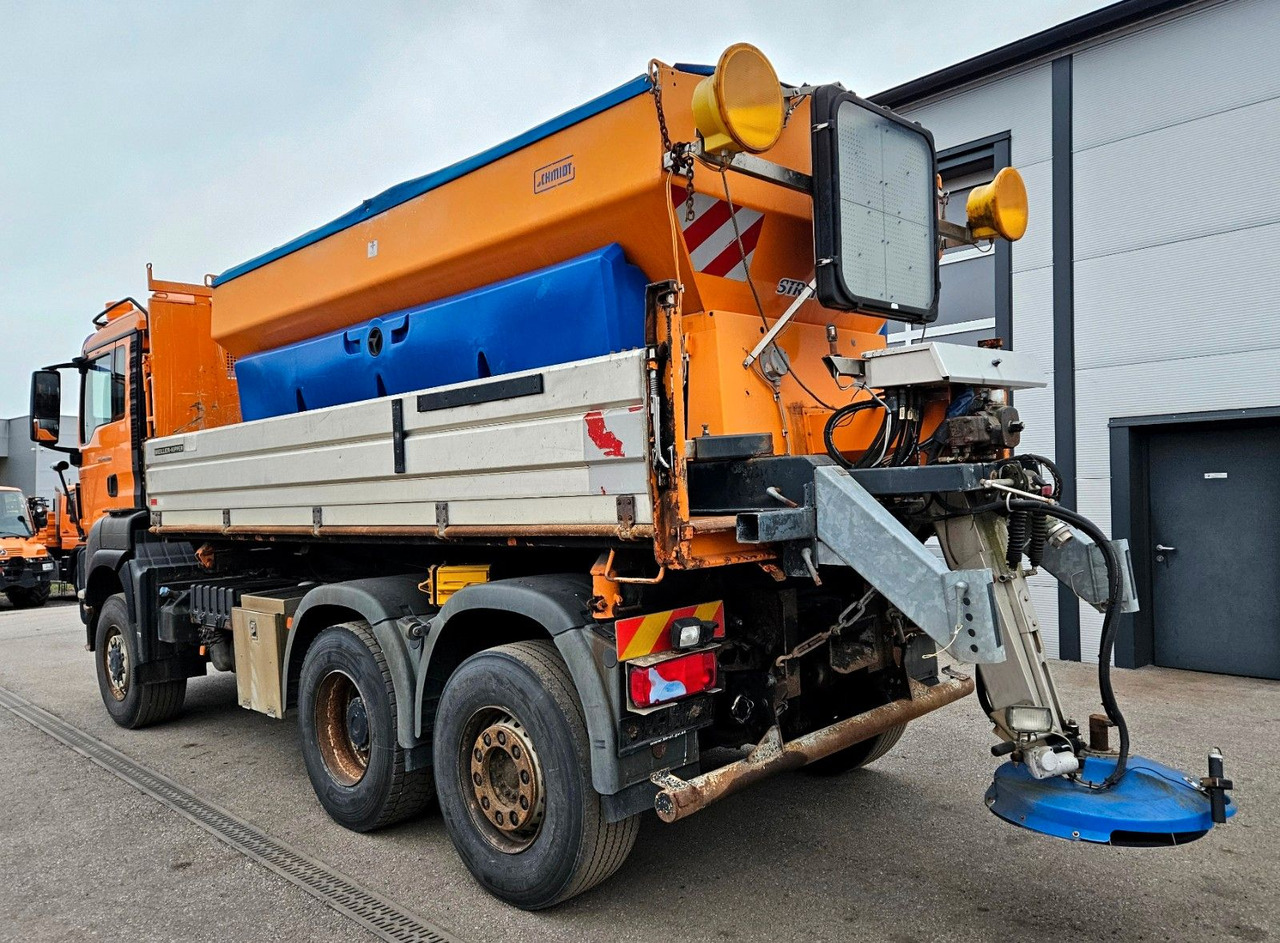 MAN TGS 28.400 6x4-4 BL Winterdienst Schmidt Euro5 - Camion basculantă: Foto 3 MAN TGS 28.400 6x4-4 BL Winterdienst Schmidt Euro5 - Camion basculantă: Foto 3