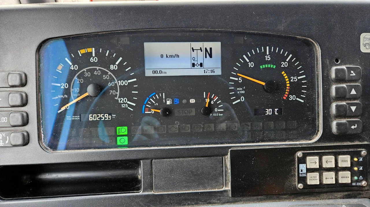 Autospeciala de stins incendii Mercedes-Benz 1829 Feuerwehr Ziegler RLF 2000/300 TLF Winde: Foto 19 Autospeciala de stins incendii Mercedes-Benz 1829 Feuerwehr Ziegler RLF 2000/300 TLF Winde: Foto 19