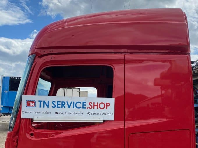 Cabina Actros MP4 - Cabină și interior: Foto 1 Cabina Actros MP4 - Cabină și interior: Foto 1