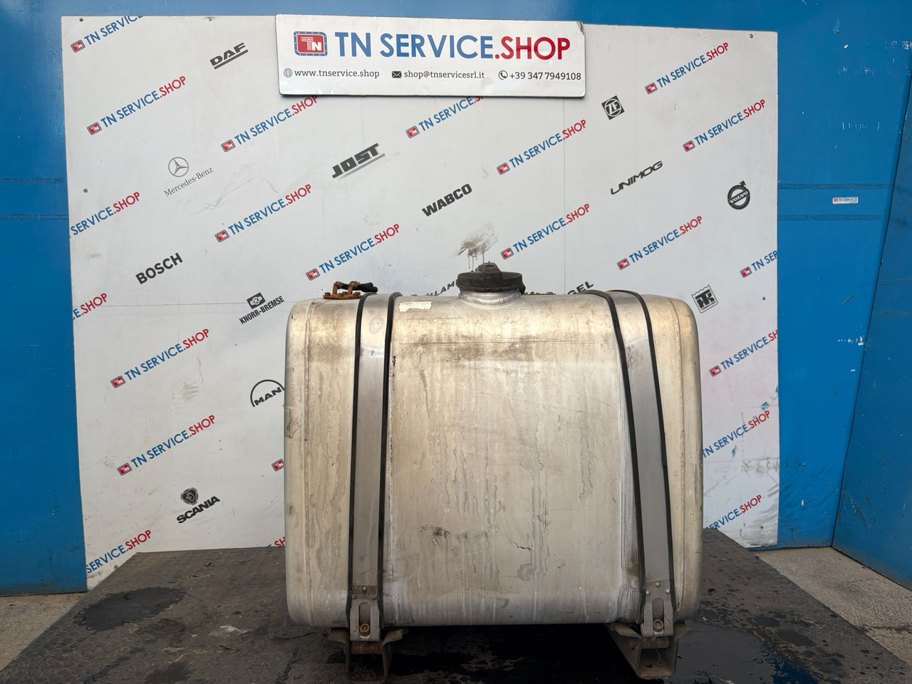Serbatoio Gasolio Iveco - Rezervor combustibil pentru Autoutilitară: Foto 1 Serbatoio Gasolio Iveco - Rezervor combustibil pentru Autoutilitară: Foto 1