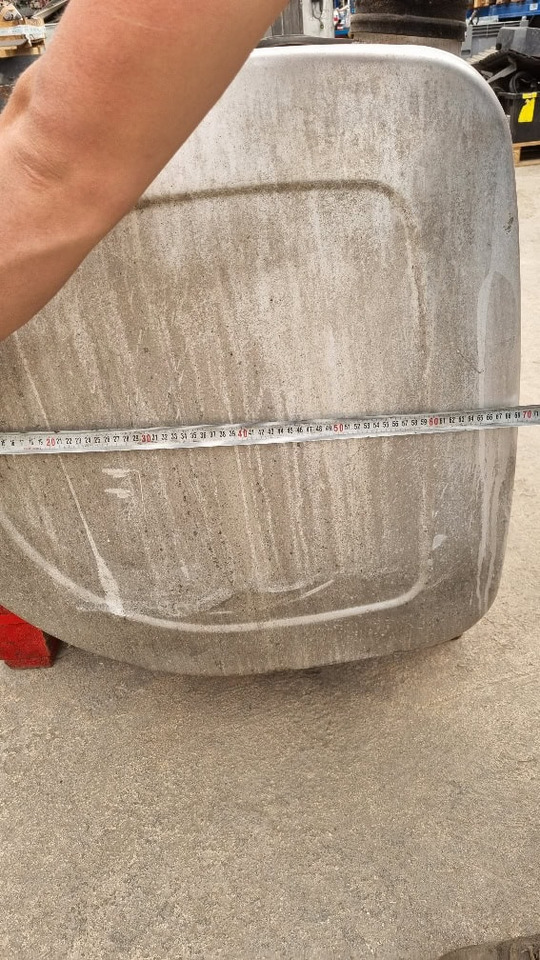 Serbatoio Volvo 570 lt - Rezervor combustibil pentru Camion: Foto 4 Serbatoio Volvo 570 lt - Rezervor combustibil pentru Camion: Foto 4