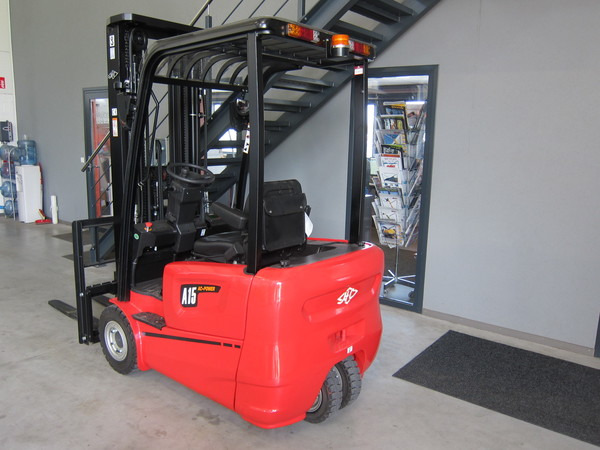 HC CPDS15-AC6 - Electrostivuitor: Foto 3 HC CPDS15-AC6 - Electrostivuitor: Foto 3