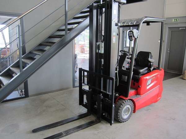 HC CPDS15-AC6 - Electrostivuitor: Foto 1 HC CPDS15-AC6 - Electrostivuitor: Foto 1