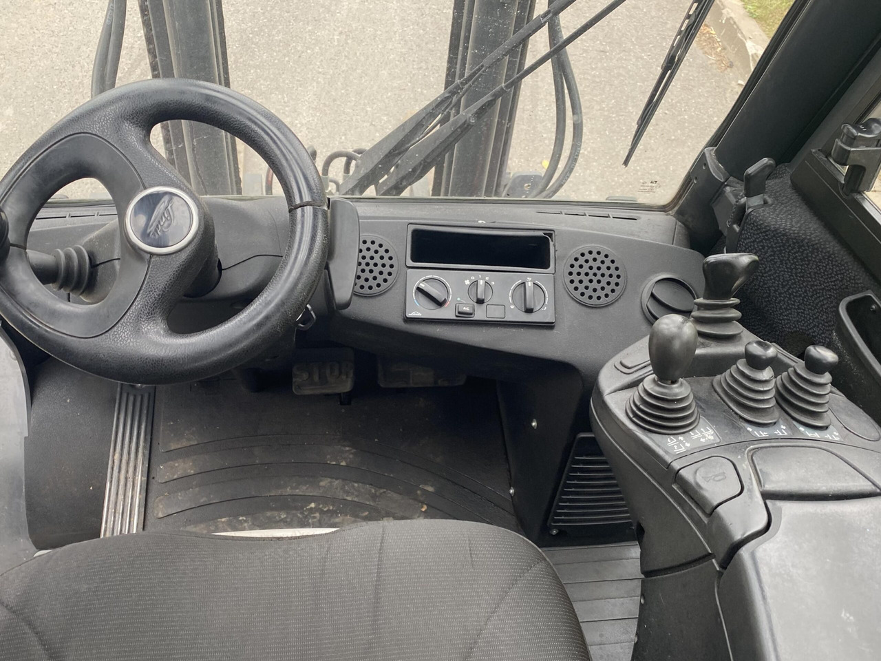 Stivuitor diesel Linde H30D: Foto 6 Stivuitor diesel Linde H30D: Foto 6