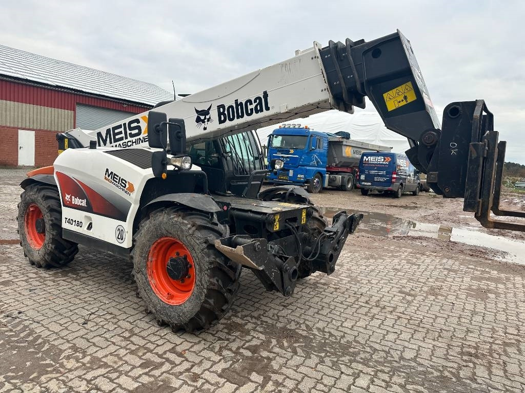Bobcat T 40180 3B - Stivuitor telescopic: Foto 1 Bobcat T 40180 3B - Stivuitor telescopic: Foto 1