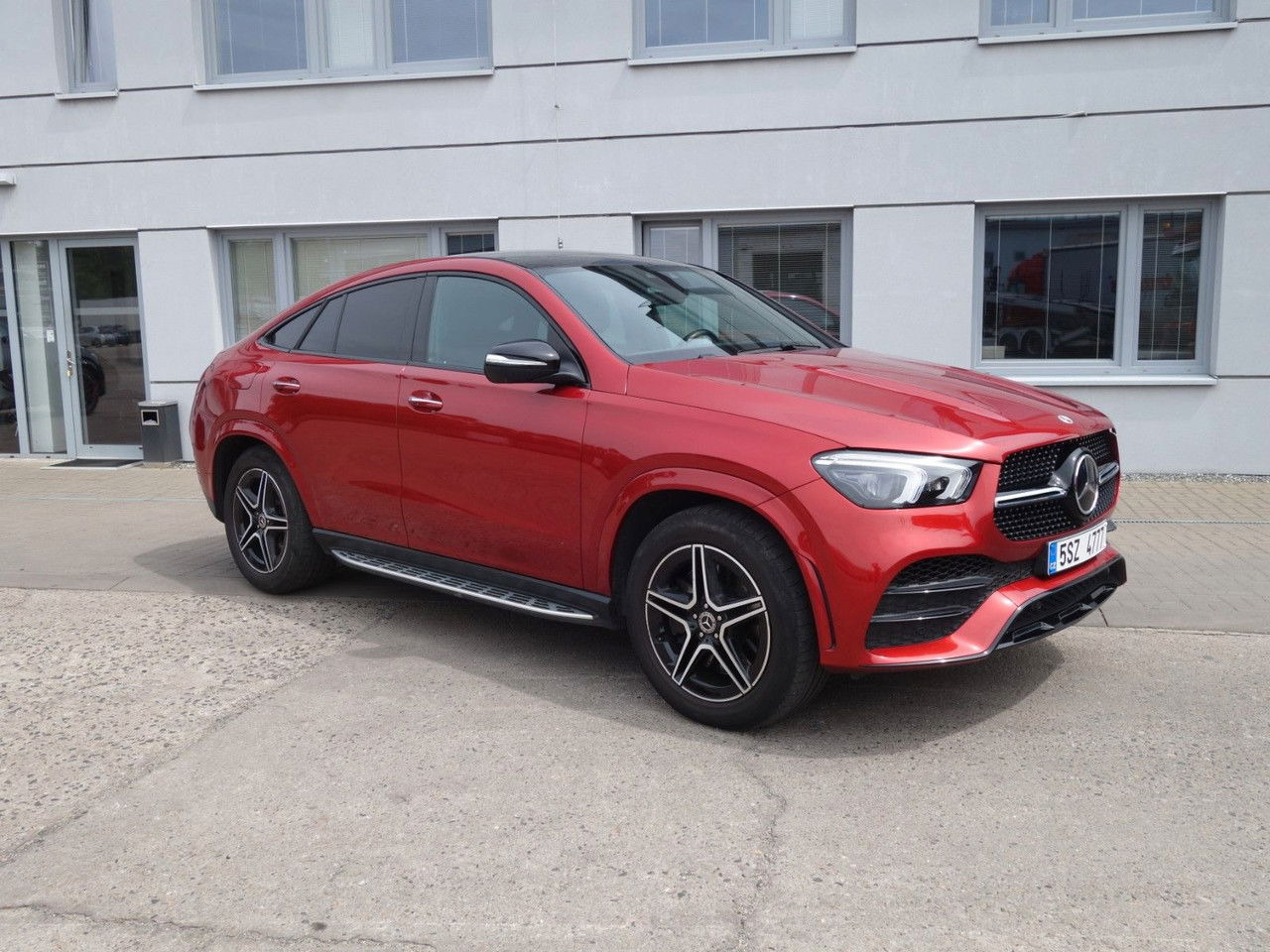 Mercedes-Benz GLE-klasse 400 d 4Matic Coupe Pano - Alte utilaje: Foto 3 Mercedes-Benz GLE-klasse 400 d 4Matic Coupe Pano - Alte utilaje: Foto 3