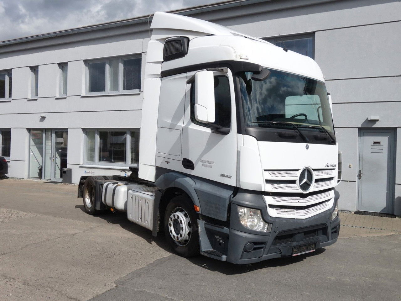 Mercedes-Benz Actros 1842 Lsnrl - Cap tractor: Foto 3 Mercedes-Benz Actros 1842 Lsnrl - Cap tractor: Foto 3