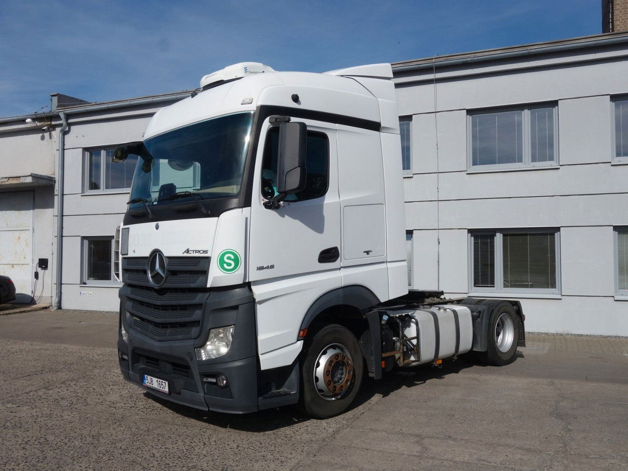 Mercedes-Benz Actros 1845 LS Standard - Cap tractor: Foto 2 Mercedes-Benz Actros 1845 LS Standard - Cap tractor: Foto 2
