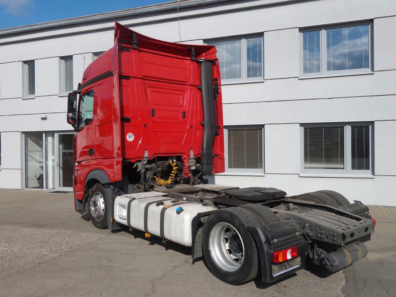 Mercedes-Benz Actros 1845 Lsnrl, Lowdeck, Standklima - Cap tractor: Foto 4 Mercedes-Benz Actros 1845 Lsnrl, Lowdeck, Standklima - Cap tractor: Foto 4