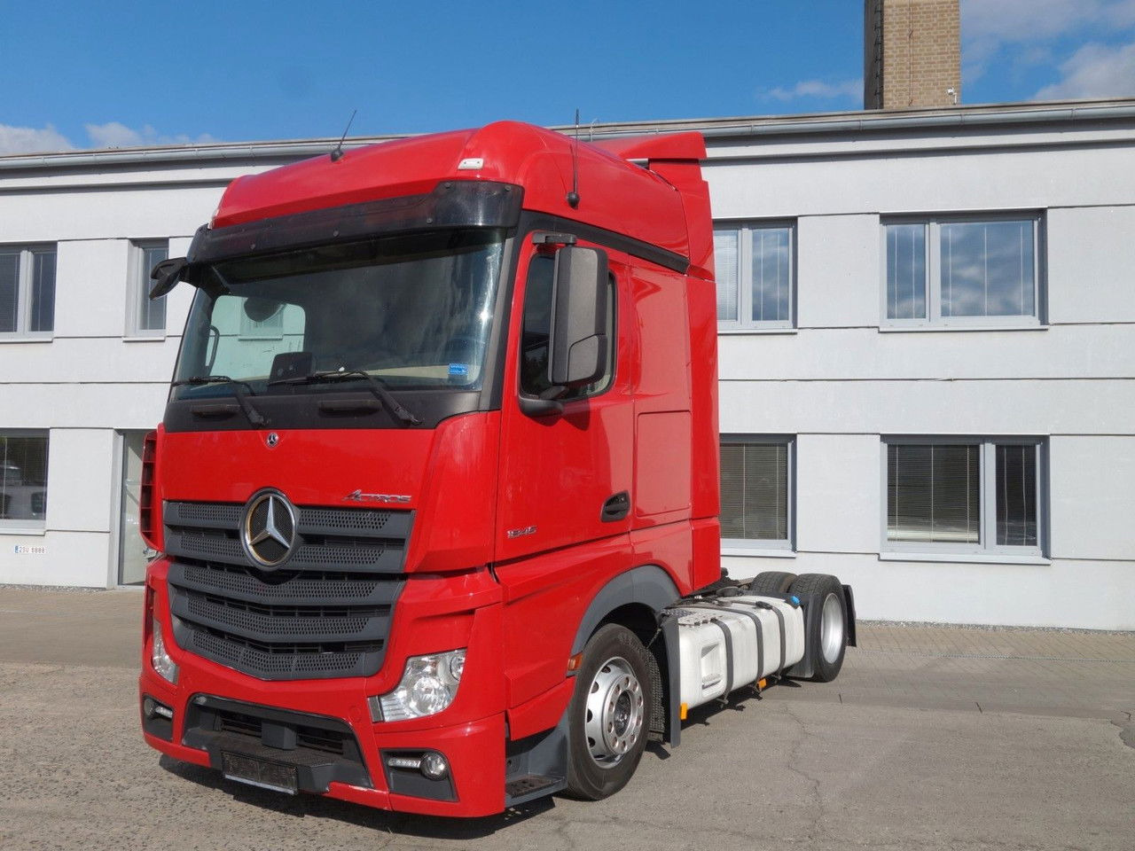 Mercedes-Benz Actros 1845 Lsnrl, Lowdeck, Standklima - Cap tractor: Foto 1 Mercedes-Benz Actros 1845 Lsnrl, Lowdeck, Standklima - Cap tractor: Foto 1