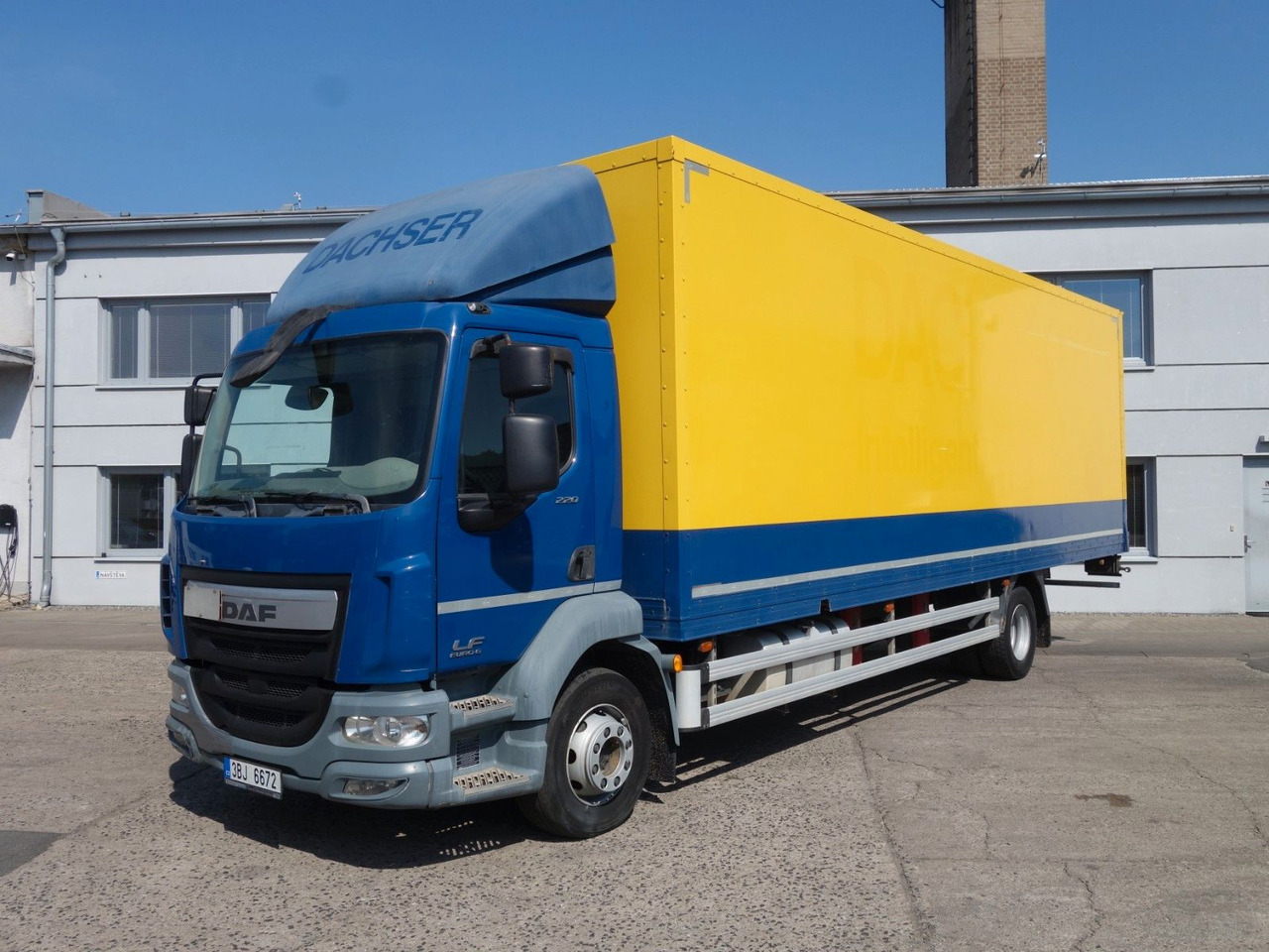 DAF LF 220, 14 t - Camion furgon: Foto 1 DAF LF 220, 14 t - Camion furgon: Foto 1