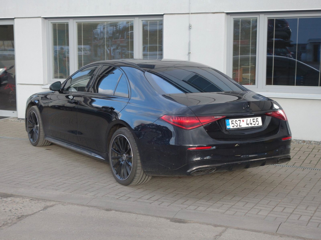 Mercedes-Benz S400d 4Matic,AMG,PANO, Vollaust,Sthz,Garant10/27 - Berlină/ Sedan: Foto 3 Mercedes-Benz S400d 4Matic,AMG,PANO, Vollaust,Sthz,Garant10/27 - Berlină/ Sedan: Foto 3