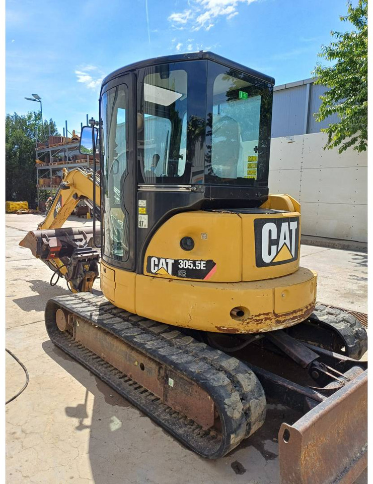 CAT 305.5ECR - Excavator pe şenile: Foto 4 CAT 305.5ECR - Excavator pe şenile: Foto 4