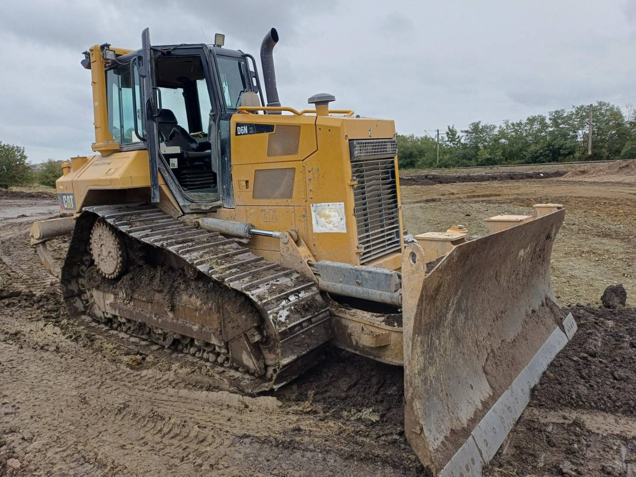CAT D6NXL - Buldozer: Foto 2 CAT D6NXL - Buldozer: Foto 2