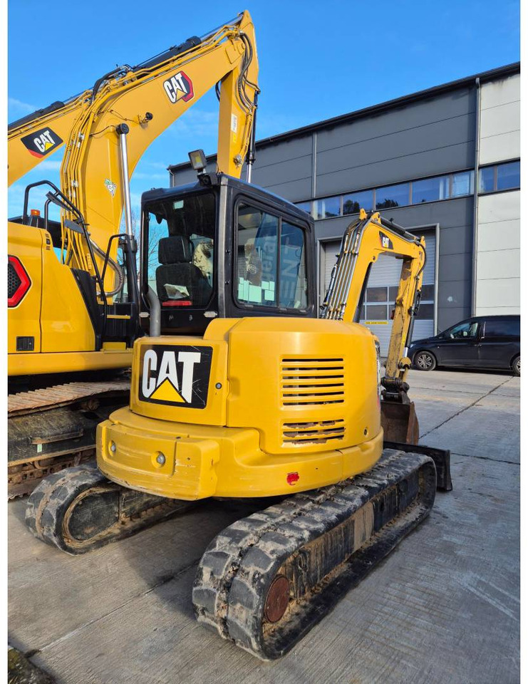 CAT 305.5E2CR - Excavator pe şenile: Foto 3 CAT 305.5E2CR - Excavator pe şenile: Foto 3