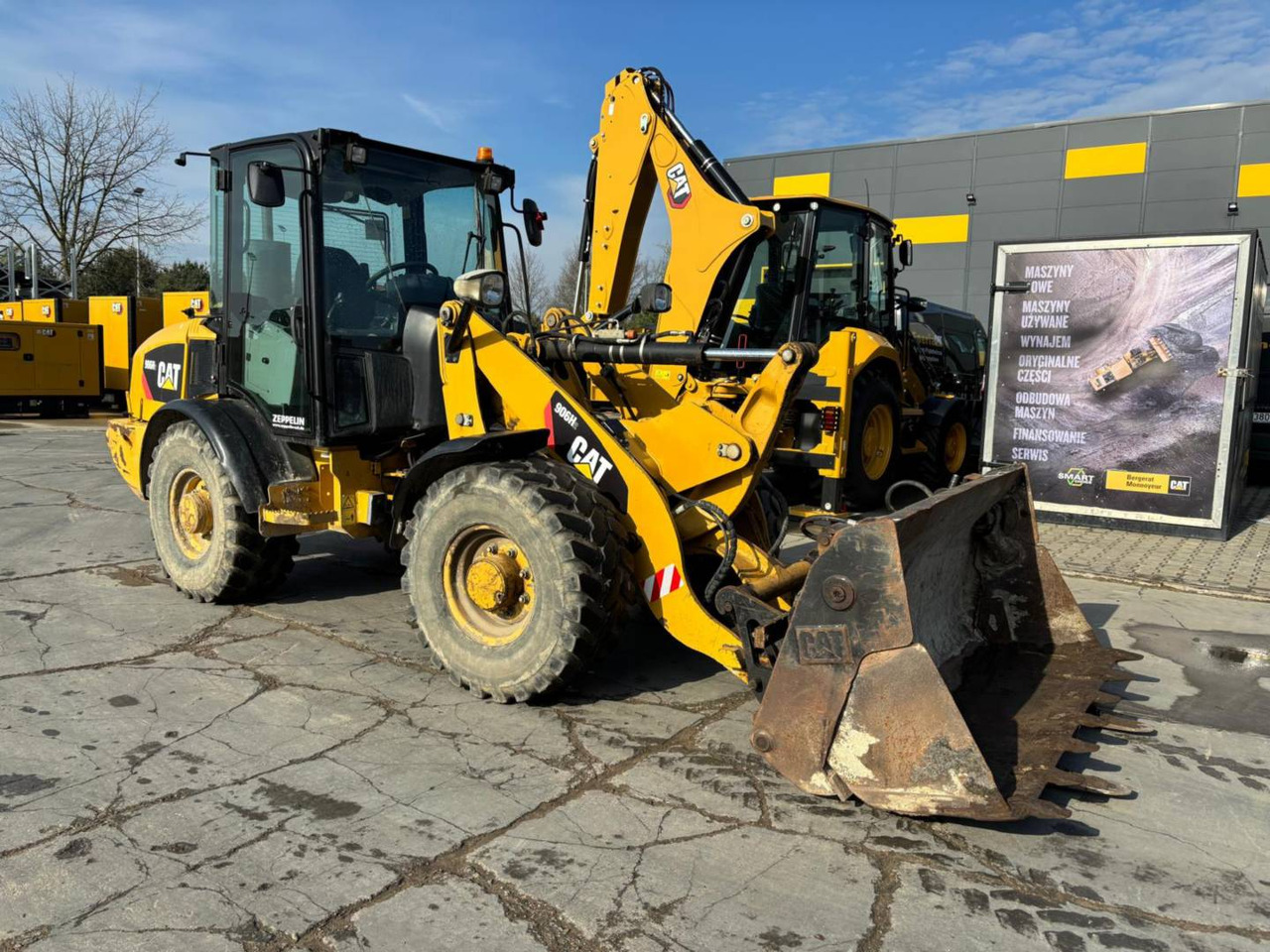 CAT 906H2 - Încărcător frontal pe pneuri: Foto 2 CAT 906H2 - Încărcător frontal pe pneuri: Foto 2