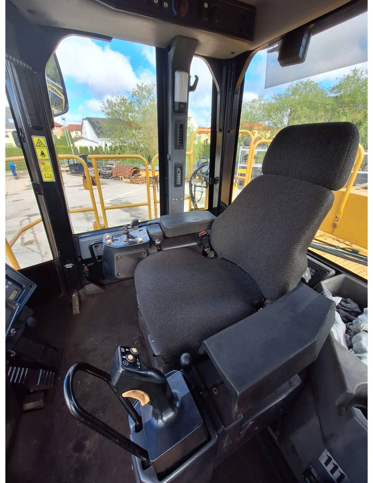 CAT 988H - Încărcător frontal pe pneuri: Foto 5 CAT 988H - Încărcător frontal pe pneuri: Foto 5