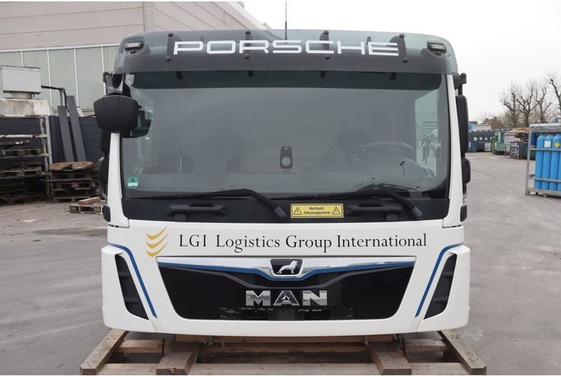 MAN F99L12 TGM EURO6 - Cabină și interior pentru Camion: Foto 1 MAN F99L12 TGM EURO6 - Cabină și interior pentru Camion: Foto 1