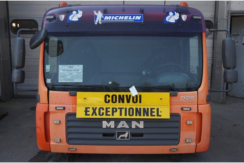 MAN F99L34 TGA - Cabină și interior pentru Camion: Foto 1 MAN F99L34 TGA - Cabină și interior pentru Camion: Foto 1