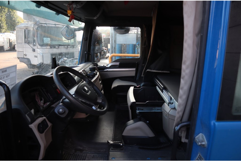 MAN F99L40 TGX XL - Cabină și interior pentru Camion: Foto 5 MAN F99L40 TGX XL - Cabină și interior pentru Camion: Foto 5