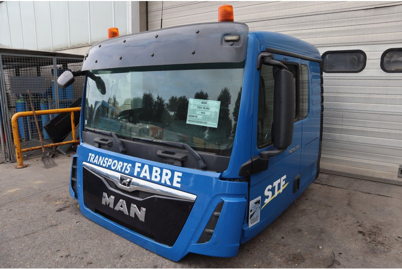 MAN F99L40 TGX XL EURO6 - Cabină și interior pentru Camion: Foto 2 MAN F99L40 TGX XL EURO6 - Cabină și interior pentru Camion: Foto 2