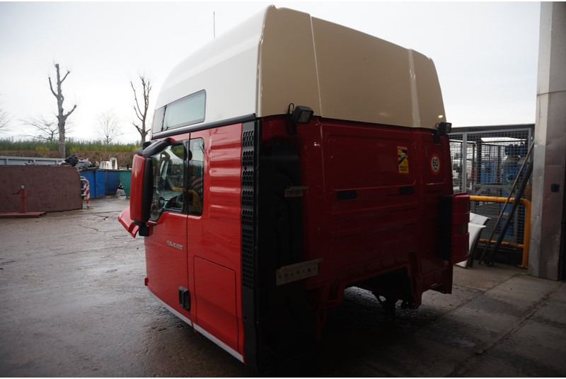 MAN F99L41 TGX XXL EURO6 81.60000-7925 - Cabină și interior pentru Camion: Foto 4 MAN F99L41 TGX XXL EURO6 81.60000-7925 - Cabină și interior pentru Camion: Foto 4