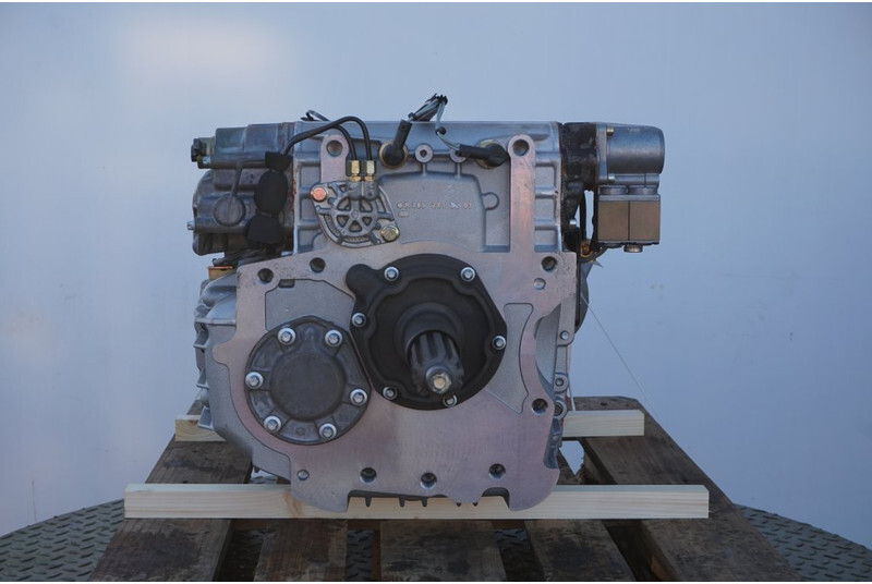 Mercedes-Benz G210-16/14.2-0.83EPS + VB VOITH 715240004527 - Cutie de viteze pentru Camion: Foto 2 Mercedes-Benz G210-16/14.2-0.83EPS + VB VOITH 715240004527 - Cutie de viteze pentru Camion: Foto 2