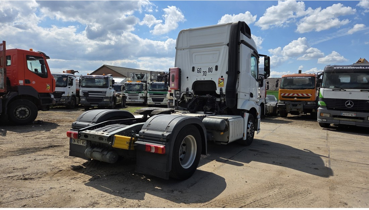 Mercedes Actros 1843 4X2 StreamSpace Retarder Parking Air conditioning PTO - Cap tractor: Foto 2 Mercedes Actros 1843 4X2 StreamSpace Retarder Parking Air conditioning PTO - Cap tractor: Foto 2